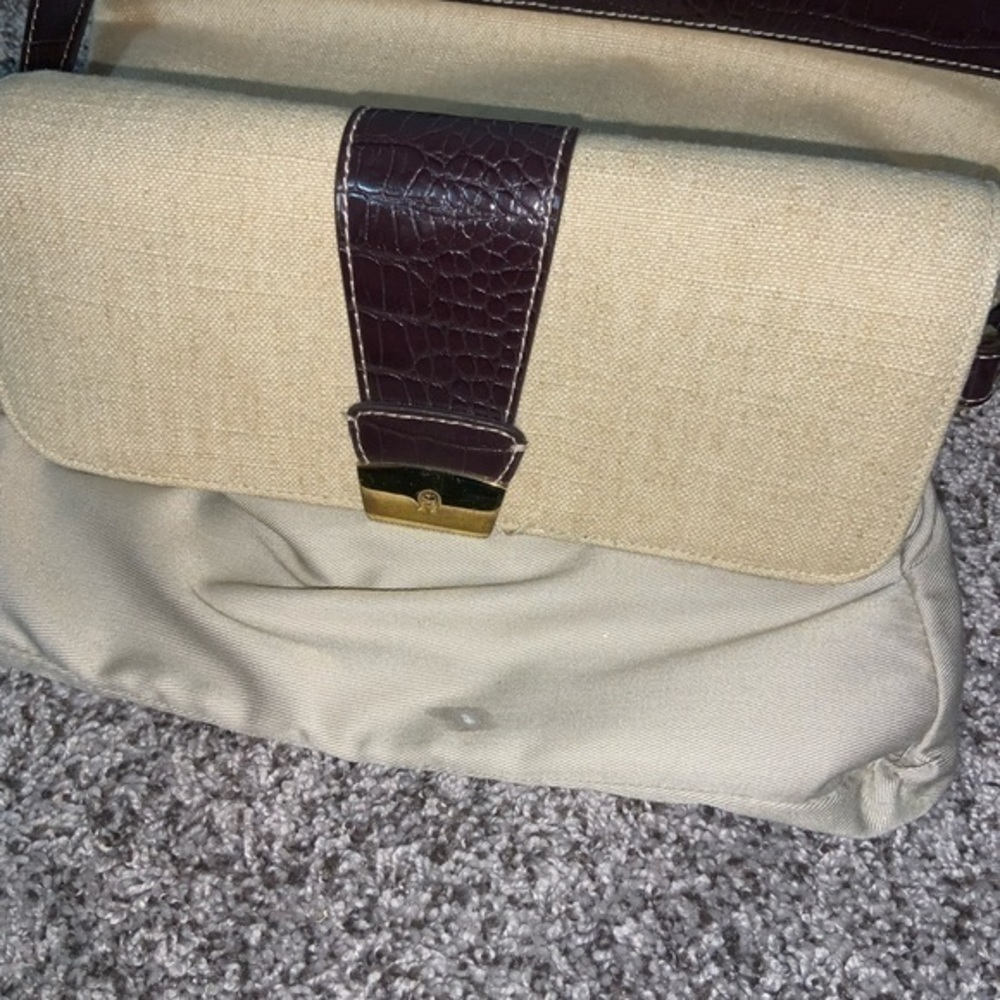 Etienne Aigner Linen and Faux Leather Croc Embossed Shoulder Bag/Purse Tan/brown - Picture 10 of 15